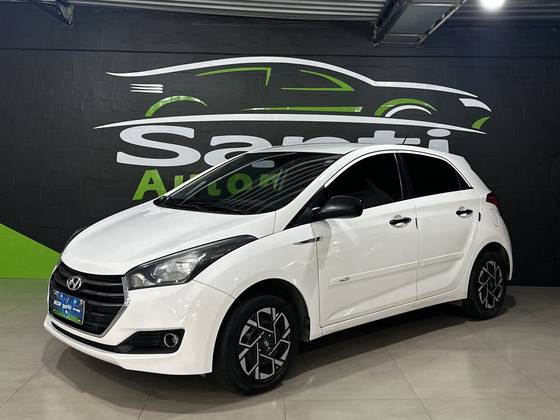 HYUNDAI HB20 1.0 COMFORT PLUS 12V FLEX 4P MANUAL HYUNDAI HB20 1.0 COMFORT PLUS 12V FLEX 4P MANUAL
